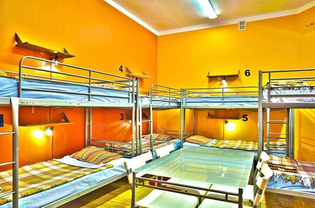 Nathan'S Villa Hostel Warsaw Room photo
